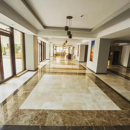 Solid Residence Mamaia Apartament Coral *