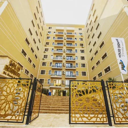 Apartmán Solid Residence Mamaia Apartament Coral *